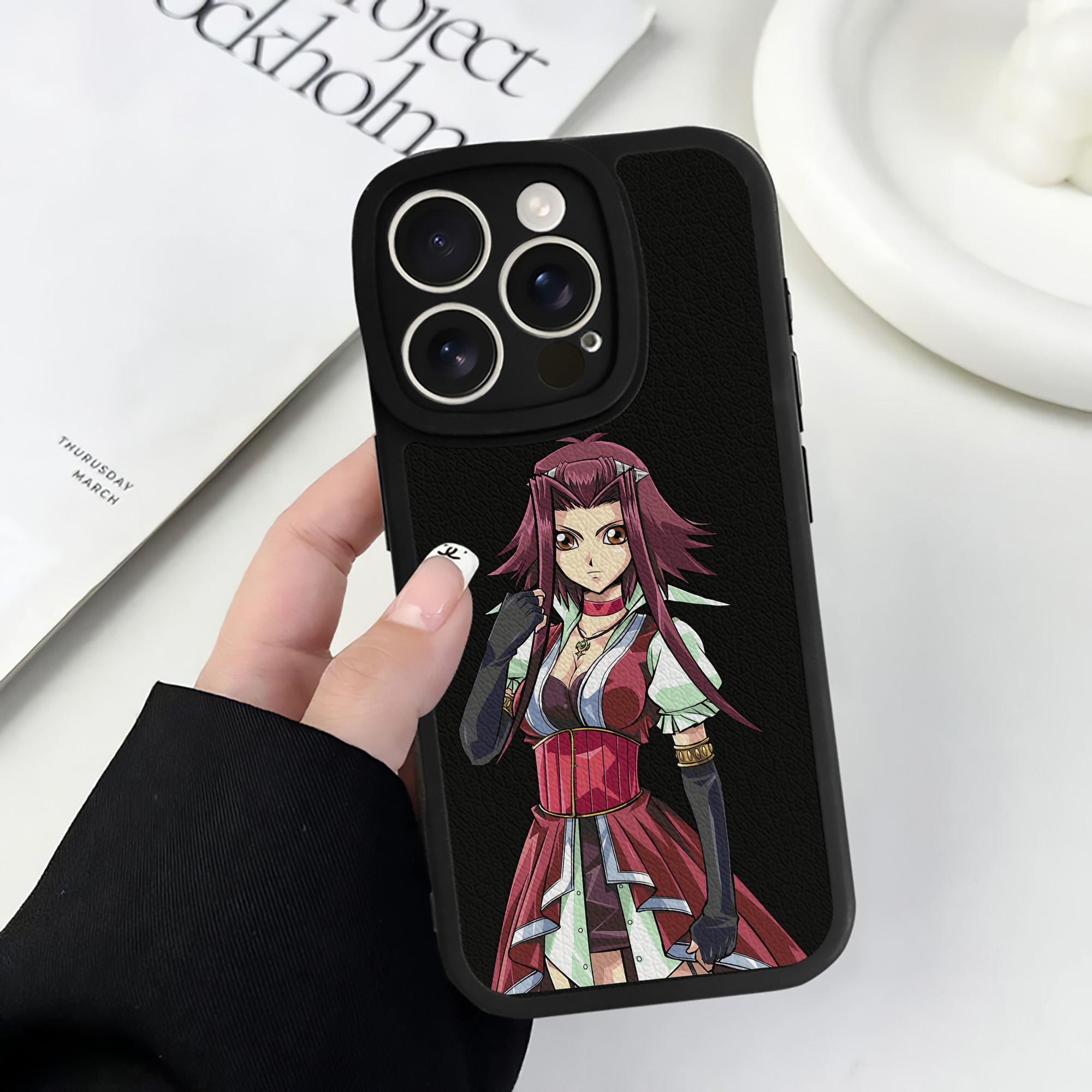 遊☆戯☆王 Yu-Gi-Oh! 【iPhone 16シリーズ対応】シリコンスマホケース（レザー調） 材質：シリコン